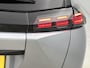 Peugeot 2008 1.2 100 Allure | Navigatie | Achteruitrijcamera | Apple Carplay/Android Auto | Climate Control | Parkeersensoren Voorzijde/Achterzijde |