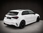 Mercedes-Benz A-klasse 200 Business Solution AMG Upgrade | Panoramadak | Stoelverwarming | Cruise Control | Navigatie | Camera | LED High Performance | Keyless | Ambiance Verlichting | Parkeersensoren |