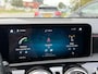 Mercedes-Benz A-klasse 200 Business Solution AMG Upgrade | Panoramadak | Stoelverwarming | Cruise Control | Navigatie | Camera | LED High Performance | Keyless | Ambiance Verlichting | Parkeersensoren |