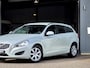 Volvo V60 1.6 T3 Momentum |Clima|Navi|Trekh.|H.Leer|Cruise