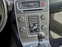 Volvo V60 1.6 T3 Momentum |Clima|Navi|Trekh.|H.Leer|Cruise