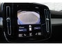 Volvo XC40 1.5 T5 Recharge Inscription | Elektrisch glazen panorama-dak | Elektrisch verstelbare voorstoelen | Bestuurdersstoel met geheugen | Voorstoelen en stuurwiel verwarmd | Premium Audio by Harman Kardon | Achteruitrijcamera | Parkeersensoren voor en achter | Pilot Assist & Adaptive Cruise Control | Rijstrooksensor met correctie | Apple Carplay & Android Auto |