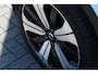 Volvo XC40 1.5 T5 Recharge Inscription | Elektrisch glazen panorama-dak | Elektrisch verstelbare voorstoelen | Bestuurdersstoel met geheugen | Voorstoelen en stuurwiel verwarmd | Premium Audio by Harman Kardon | Achteruitrijcamera | Parkeersensoren voor en achter | Pilot Assist & Adaptive Cruise Control | Rijstrooksensor met correctie | Apple Carplay & Android Auto |