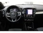 Volvo XC40 1.5 T5 Recharge Inscription | Elektrisch glazen panorama-dak | Elektrisch verstelbare voorstoelen | Bestuurdersstoel met geheugen | Voorstoelen en stuurwiel verwarmd | Premium Audio by Harman Kardon | Achteruitrijcamera | Parkeersensoren voor en achter | Pilot Assist & Adaptive Cruise Control | Rijstrooksensor met correctie | Apple Carplay & Android Auto |
