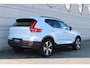 Volvo XC40 1.5 T5 Recharge Inscription | Elektrisch glazen panorama-dak | Elektrisch verstelbare voorstoelen | Bestuurdersstoel met geheugen | Voorstoelen en stuurwiel verwarmd | Premium Audio by Harman Kardon | Achteruitrijcamera | Parkeersensoren voor en achter | Pilot Assist & Adaptive Cruise Control | Rijstrooksensor met correctie | Apple Carplay & Android Auto |