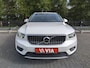 Volvo XC40 Inscription T4 | 190PK | LED | Trekhaak | Camera | Leer | Navi | Stoelverw. | 18" R-Design Diamond | ECC | ACC