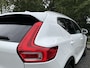 Volvo XC40 Inscription T4 | 190PK | LED | Trekhaak | Camera | Leer | Navi | Stoelverw. | 18" R-Design Diamond | ECC | ACC