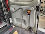 Renault Trafic 2.0 dCi T29 L2H2,NL Auto,NAP Oke,Rolstoelauto met Lift,Verhoogd Dak,Schuifdeuren L&R,StandKachel Webasto,Airco,DVD Speler,Bleutooth,Cruisecontrol,Sidebars,Achteruitrijsensoren,Unieke Rolstoel Auto, Full Options