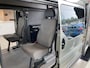 Renault Trafic 2.0 dCi T29 L2H2,NL Auto,NAP Oke,Rolstoelauto met Lift,Verhoogd Dak,Schuifdeuren L&R,StandKachel Webasto,Airco,DVD Speler,Bleutooth,Cruisecontrol,Sidebars,Achteruitrijsensoren,Unieke Rolstoel Auto, Full Options
