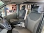 Renault Trafic 2.0 dCi T29 L2H2,NL Auto,NAP Oke,Rolstoelauto met Lift,Verhoogd Dak,Schuifdeuren L&R,StandKachel Webasto,Airco,DVD Speler,Bleutooth,Cruisecontrol,Sidebars,Achteruitrijsensoren,Unieke Rolstoel Auto, Full Options