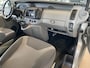Renault Trafic 2.0 dCi T29 L2H2,NL Auto,NAP Oke,Rolstoelauto met Lift,Verhoogd Dak,Schuifdeuren L&R,StandKachel Webasto,Airco,DVD Speler,Bleutooth,Cruisecontrol,Sidebars,Achteruitrijsensoren,Unieke Rolstoel Auto, Full Options