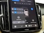 Volvo XC60 2.0 T6 Plug-in hybrid AWD Ultra Dark | Luchtvering | Trekhaak | Memory | 360-camera |