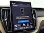 Volvo XC60 2.0 T6 Plug-in hybrid AWD Ultra Dark | Luchtvering | Trekhaak | Memory | 360-camera |