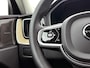 Volvo XC60 2.0 T6 Plug-in hybrid AWD Ultra Dark | Luchtvering | Trekhaak | Memory | 360-camera |