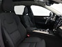 Volvo XC60 2.0 T6 Plug-in hybrid AWD Ultra Dark | Luchtvering | Trekhaak | Memory | 360-camera |