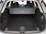 Volvo XC60 2.0 T6 Plug-in hybrid AWD Ultra Dark | Luchtvering | Trekhaak | Memory | 360-camera |