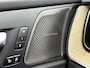 Volvo XC60 2.0 T6 Plug-in hybrid AWD Ultra Dark | Luchtvering | Trekhaak | Memory | 360-camera |