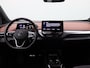 Volkswagen ID.4 Pro Advantage 77 kWh 204PK Aut. SOH 94,16%, Panoramadak, Trekhaak, Matrix LED Verlichting, Achteruitrijcamera, 19" LM Velgen