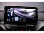 Volkswagen ID.4 Pro 77 kWh 204pk Automaat, Warmtepomp, Stoelverwarming, Stuurverwarming, Adaptive cruise control, 360 camera, Navigatie, App-connect, Elektrische achterklep, Dodehoeksensoren
