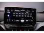 Volkswagen ID.4 Pro 77 kWh 204pk Automaat, Warmtepomp, Stoelverwarming, Stuurverwarming, Adaptive cruise control, 360 camera, Navigatie, App-connect, Elektrische achterklep, Dodehoeksensoren