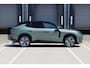 Lynk & Co 08 More | | 200km Hybride | Verwarmbare voorstoelen met massage en ventilatie | Panoramadak | Premium audio by Harman Kardon | 360° Camera | Getint glas | Bestuurdersstoel met geheugen | Sfeerverlichting | Apple Carplay | Dodehoekassistent | Adaptive Cruise Contol