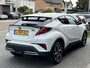 Toyota C-HR / C-HR+ 2.0 Hybrid Style | Parelmoer wit, Dodehoekherkenning, Stoel + Stuurverwarming, Parkeersensoren, CarPlay, Navigatie