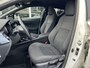 Toyota C-HR / C-HR+ 2.0 Hybrid Style | Parelmoer wit, Dodehoekherkenning, Stoel + Stuurverwarming, Parkeersensoren, CarPlay, Navigatie