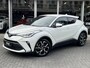 Toyota C-HR / C-HR+ 2.0 Hybrid Style | Parelmoer wit, Dodehoekherkenning, Stoel + Stuurverwarming, Parkeersensoren, CarPlay, Navigatie