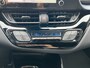 Toyota C-HR / C-HR+ 2.0 Hybrid Style | Parelmoer wit, Dodehoekherkenning, Stoel + Stuurverwarming, Parkeersensoren, CarPlay, Navigatie