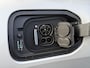 BMW iX xDrive40 Sportpakket 77kWh | SOH 98% | Sky Lounge | Trekhaak | 22 inch velgen | Driving Ass. Prof. | Harman&kardon | 360 camera | Laser LED | Head up | Stoel&stuurverwarming | Full-LED | DAB | Apple CarPlay / Android Auto | Elektrisch verstelbare stoelen en stuurkolom
