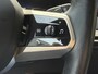 BMW iX xDrive40 Sportpakket 77kWh | SOH 98% | Sky Lounge | Trekhaak | 22 inch velgen | Driving Ass. Prof. | Harman&kardon | 360 camera | Laser LED | Head up | Stoel&stuurverwarming | Full-LED | DAB | Apple CarPlay / Android Auto | Elektrisch verstelbare stoelen en stuurkolom