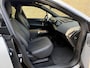 BMW iX xDrive40 Sportpakket 77kWh | SOH 98% | Sky Lounge | Trekhaak | 22 inch velgen | Driving Ass. Prof. | Harman&kardon | 360 camera | Laser LED | Head up | Stoel&stuurverwarming | Full-LED | DAB | Apple CarPlay / Android Auto | Elektrisch verstelbare stoelen en stuurkolom