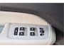 Volvo XC60 2.0 T5 Momentum Leder, 18" Alu, Harmon, Trekhaak (2.300kg)