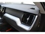 Volvo XC60 2.0 T5 Momentum Leder, 18" Alu, Harmon, Trekhaak (2.300kg)
