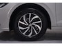 Volkswagen Polo 1.0 TSI Life Apple Carplay Airco PDC V+A Stoelverwarming LED LMV "15"