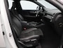 Volvo XC40 2.0 T4 R-Design / Trekhaak / Panoramadak / Adaptive Cruise / Stoelverwarming / BLIS / Nubuck Bekleding /