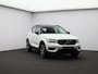 Volvo XC40 2.0 T4 R-Design / Trekhaak / Panoramadak / Adaptive Cruise / Stoelverwarming / BLIS / Nubuck Bekleding /