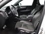 Volvo XC40 2.0 T4 R-Design / Trekhaak / Panoramadak / Adaptive Cruise / Stoelverwarming / BLIS / Nubuck Bekleding /