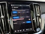 Volvo V60 T8 Plug-in hybrid AWD Plus Dark | Trekhaak | Harman / Kardon | Head-Up Display | 360 Graden Camera | Panoramadak |