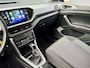 Volkswagen T-Cross 1.0 TSI *Slechts 17.738 km* Automaat / Apple Carplay / Stoelverwarming / Adapt. Cruise / PDC / 16"LMV