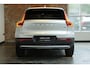 Volvo XC40 T5 AWD Intro Edition | Semi Electrische-wegklapbare trekhaak | 360° Parkeercamera | | Harman Kardon Premium Audio | Panoramadak | Lederen bekleding | Adaptieve Cruise Control | Dodehoekdetectie | Volvo on Call | Parkeerverwarming | Parkeersensoren voor + achter