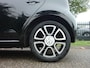 Volkswagen Up! 1.0 60PK High up!