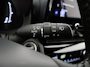 Toyota Yaris Cross 1.5 HYBRID DYNAMIC LUXURY GARANTIE 2035 ! PARKEERSENSOREN VOOR & ACHTER . STOEL/STUUR VERWARMING . NAVIGATIE .