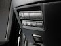 Toyota Yaris Cross 1.5 HYBRID DYNAMIC LUXURY GARANTIE 2035 ! PARKEERSENSOREN VOOR & ACHTER . STOEL/STUUR VERWARMING . NAVIGATIE .