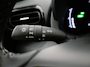 Toyota Yaris Cross 1.5 HYBRID DYNAMIC LUXURY GARANTIE 2035 ! PARKEERSENSOREN VOOR & ACHTER . STOEL/STUUR VERWARMING . NAVIGATIE .