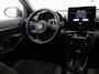 Toyota Yaris Cross 1.5 HYBRID DYNAMIC LUXURY GARANTIE 2035 ! PARKEERSENSOREN VOOR & ACHTER . STOEL/STUUR VERWARMING . NAVIGATIE .