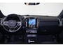 Volvo XC40 Extened Range Core 82 kWh - IntelliSafe Assist & Surround - Parkeercamera achter - Verwarmde voorstoelen, stuur & achterbank - Parkeersensoren voor & achter - Draadloze tel. lader - Warmtepomp - Extra getint glas - Inklapbare trekhaak - 19' LMV