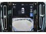 Volvo XC40 Extened Range Core 82 kWh - IntelliSafe Assist & Surround - Parkeercamera achter - Verwarmde voorstoelen, stuur & achterbank - Parkeersensoren voor & achter - Draadloze tel. lader - Warmtepomp - Extra getint glas - Inklapbare trekhaak - 19' LMV