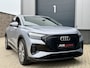 Audi Q4 e-tron 40 Advanced edition 77 kWh *Florettsilber* Navigatie / Stoelverarming / Cruise Control / LED / PDC / 19"LMV / FASE 3