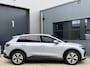 Audi Q4 e-tron 40 Advanced edition 77 kWh *Florettsilber* Navigatie / Stoelverarming / Cruise Control / LED / PDC / 19"LMV / FASE 3